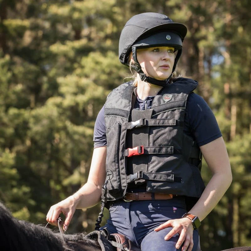 Trauma Void Lynx Eventing Skull - Black - Image 6